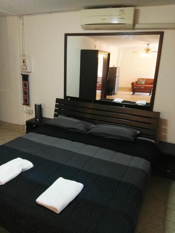 Jomtien Sunset Guesthouse Exterior photo